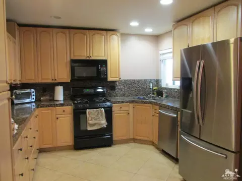 81065 Francis Ave, Indio, CA 92201 photo 3