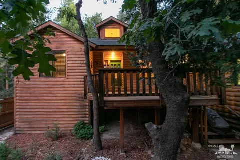 52768 Cedar Dr, Idyllwild, CA 92549 photo 2