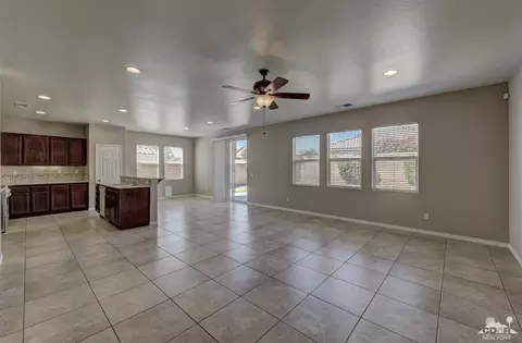 41239 Rosedale St, Indio, CA 92203 photo 2