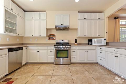 82301 Vandenberg Ct, Indio, CA 92201 photo 9