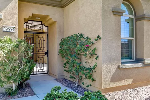 39554 Corte Chimborazo, Indio, CA 92203 photo 2