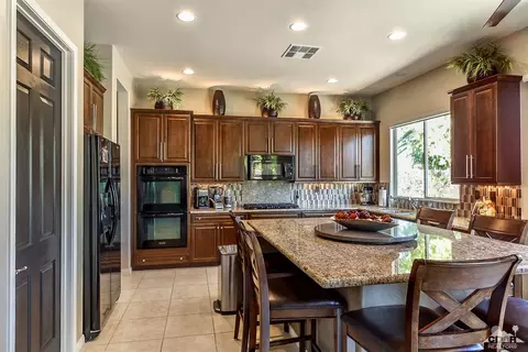 39554 Corte Chimborazo, Indio, CA 92203 photo 15