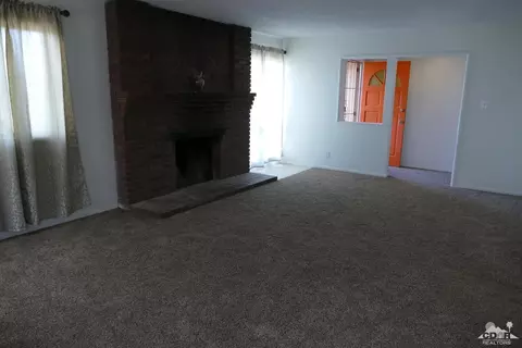 10620 9th Ave, Hesperia, CA 92345 photo 2