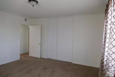 10620 9th Ave, Hesperia, CA 92345 photo 4