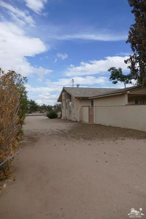 10620 9th Ave, Hesperia, CA 92345 photo 23