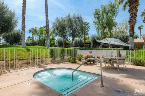 367 Muirfield Dr, Palm Desert, CA 92211 photo 23