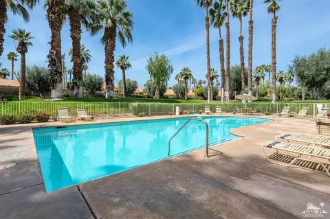 367 Muirfield Dr, Palm Desert, CA 92211 photo 22