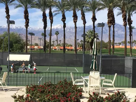 367 Muirfield Dr, Palm Desert, CA 92211 photo 5