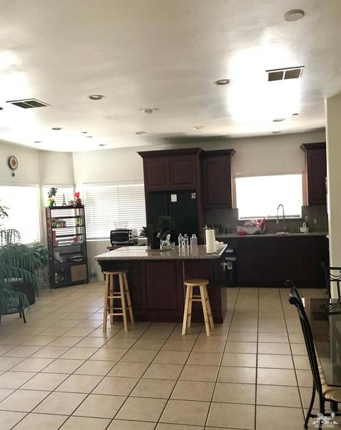 19244 Yankton Dr, Bloomington, CA 92316 photo 2