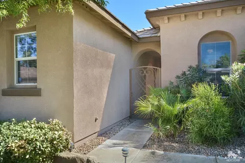 82459 Grant Dr, Indio, CA 92201 photo 3