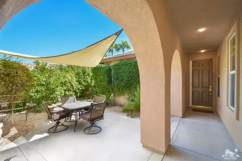 82459 Grant Dr, Indio, CA 92201 photo 4