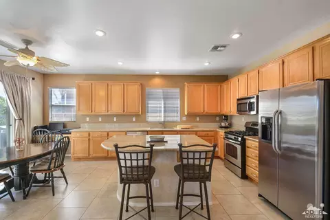 82459 Grant Dr, Indio, CA 92201 photo 10