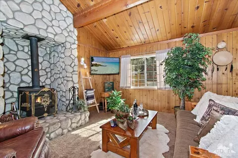 42628 Falcon Ave, Big Bear Lake, CA 92315 photo 5