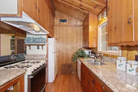 42628 Falcon Ave, Big Bear Lake, CA 92315 photo 10