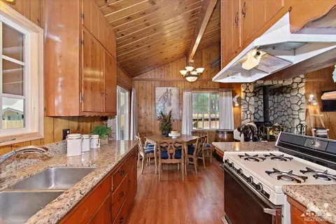 42628 Falcon Ave, Big Bear Lake, CA 92315 photo 11