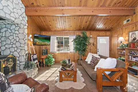 42628 Falcon Ave, Big Bear Lake, CA 92315 photo 4