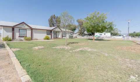 1325 E 11th Ave, Blythe, CA 92225 photo 2