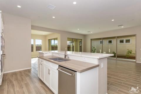 51657 Rolling Green Ct, Indio, CA 92201 photo 10