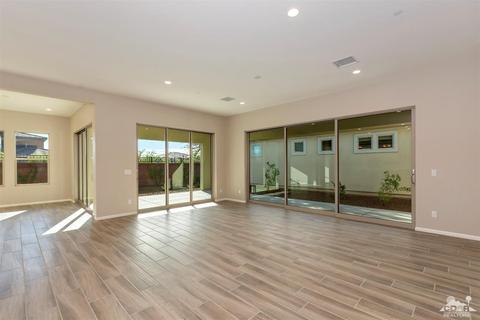 51657 Rolling Green Ct, Indio, CA 92201 photo 5
