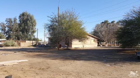220 W Villa Rd, El Centro, CA 92243 photo 6