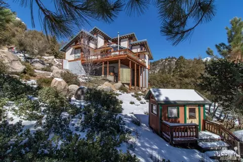 26910 Robin Rd, Idyllwild, CA 92549 photo 2