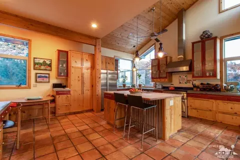 26910 Robin Rd, Idyllwild, CA 92549 photo 10