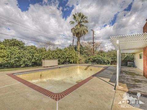 820 Serpentine Dr, Redlands, CA 92373 photo 2