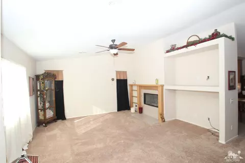 7365 Barberry Ave, Yucca Valley, CA 92284 photo 2
