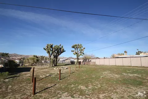 7365 Barberry Ave, Yucca Valley, CA 92284 photo 20