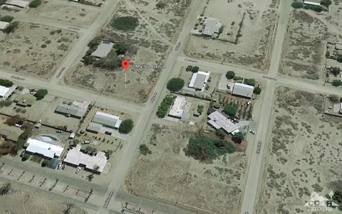 72 Malibu Ave, Thermal, CA 92274 photo 1