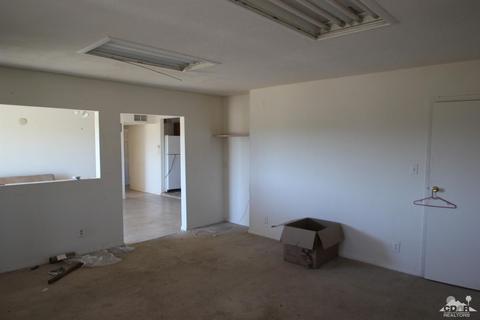 59474 Belfair Dr, Yucca Valley, CA 92284 photo 10