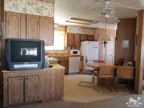 233 Imperial Ave, Salton Sea Beach, CA 92274 photo 3