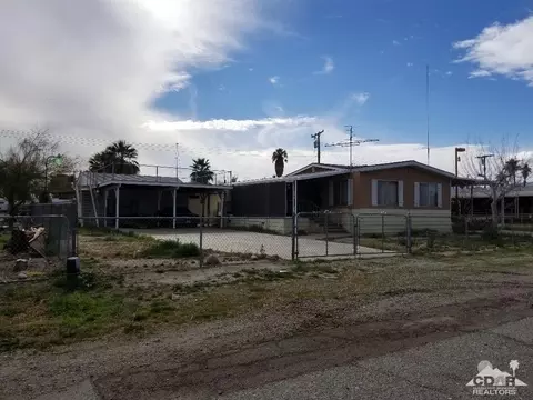 233 Imperial Ave, Salton Sea Beach, CA 92274 photo 13