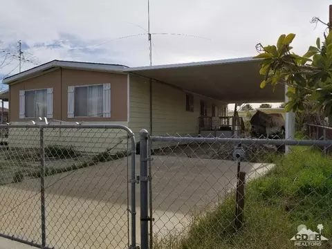 233 Imperial Ave, Salton Sea Beach, CA 92274 photo 11