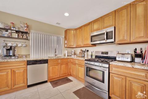 45690 Capistrano St, Indio, CA 92201 photo 9