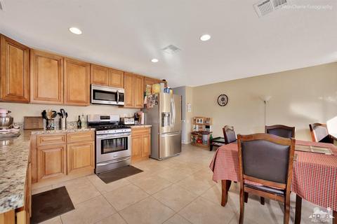 45690 Capistrano St, Indio, CA 92201 photo 10