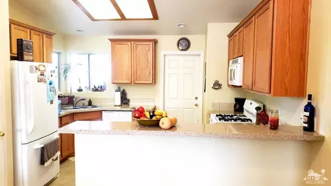 6940 Mount Lassen Ave, Joshua Tree, CA 92252 photo 4