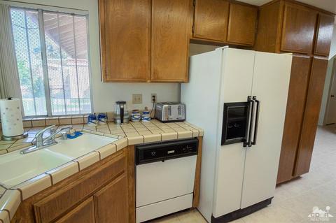 49145 Taylor St, Indio, CA 92201 photo 8
