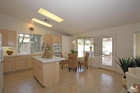 48 Sutton Place Pl E, Palm Desert, CA 92211 photo 15