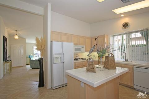 48 Sutton Place Pl E, Palm Desert, CA 92211 photo 17