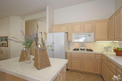 48 Sutton Place Pl E, Palm Desert, CA 92211 photo 16
