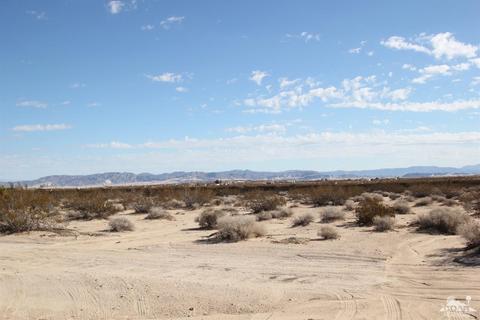 974 Sunfair Rd, Joshua Tree, CA 92252 photo 17
