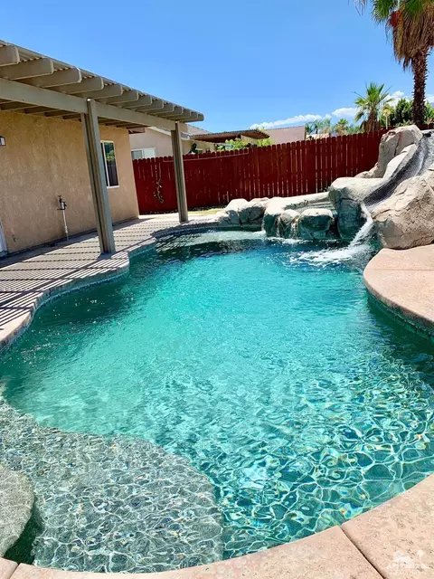 41587 Beadling Rd, Bermuda Dunes, CA 92203 photo 2