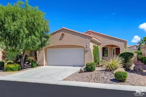 81594 Avenida Parito, Indio, CA 92203 photo 2