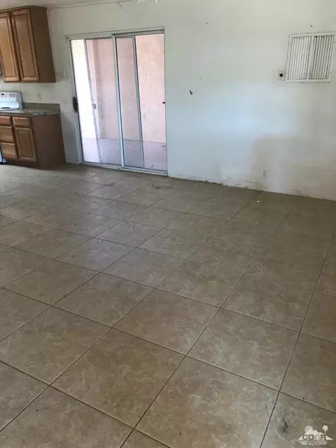 9370 Rawson Rd, Morongo Valley, CA 92256 photo 2