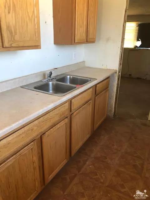 9370 Rawson Rd, Morongo Valley, CA 92256 photo 15