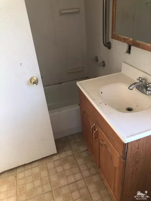 9370 Rawson Rd, Morongo Valley, CA 92256 photo 6