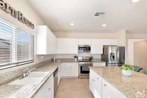 83599 Moroccan Dr, Indio, CA 92203 photo 11