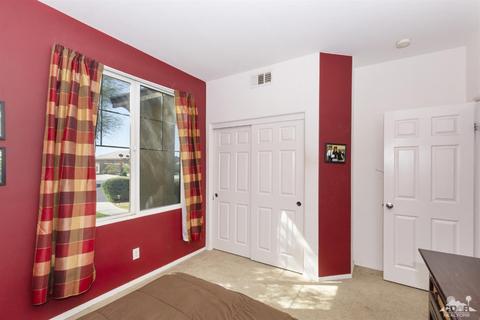 37615 Beeston Ct, Indio, CA 92203 photo 4