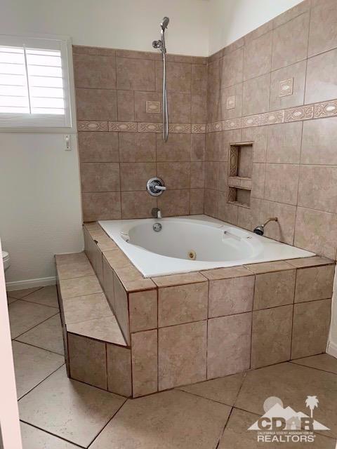 82561 Mountian View Ave, Indio, CA 92201 photo 8